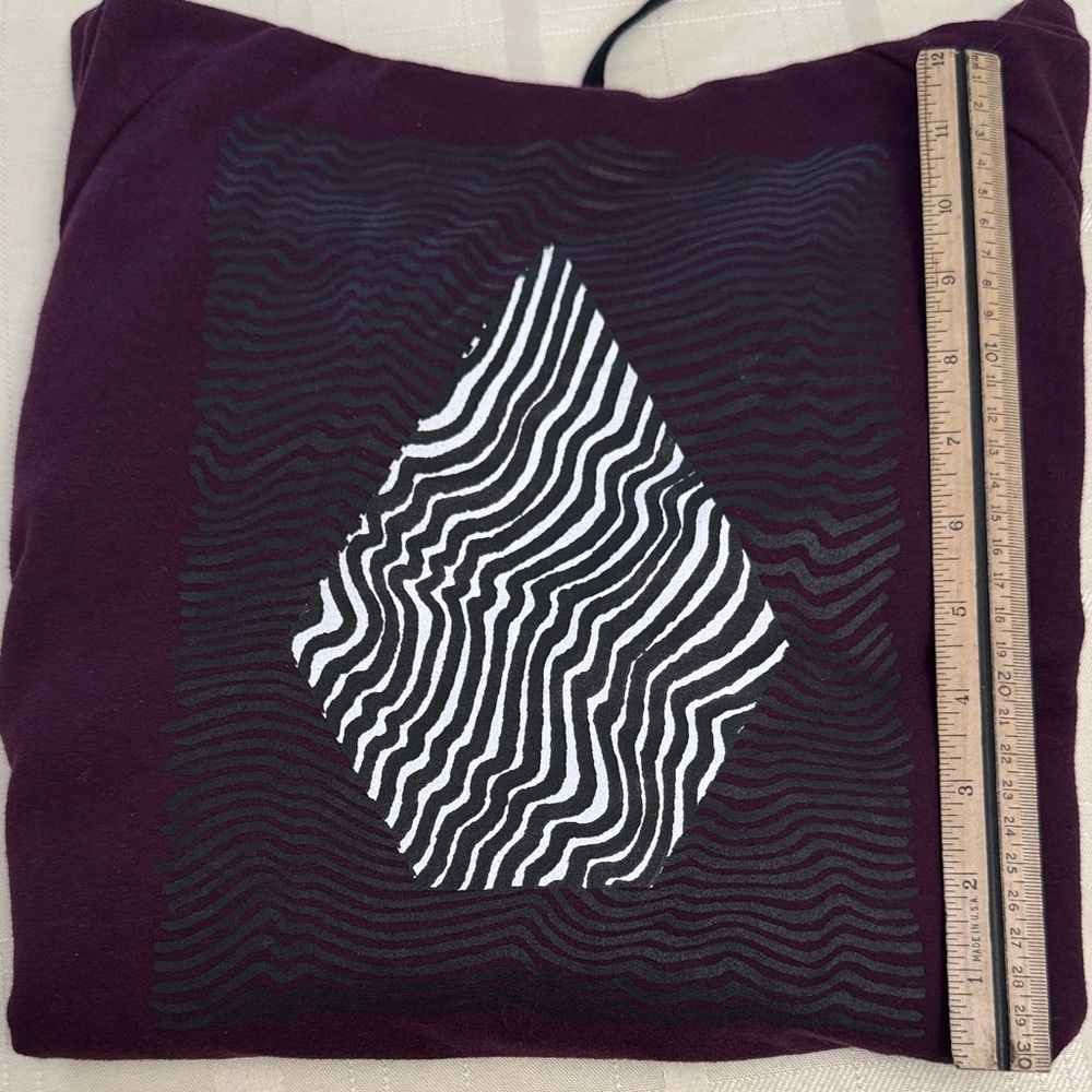 Volcom junior's Deep Purple Hoodie - Picture 2 of 4